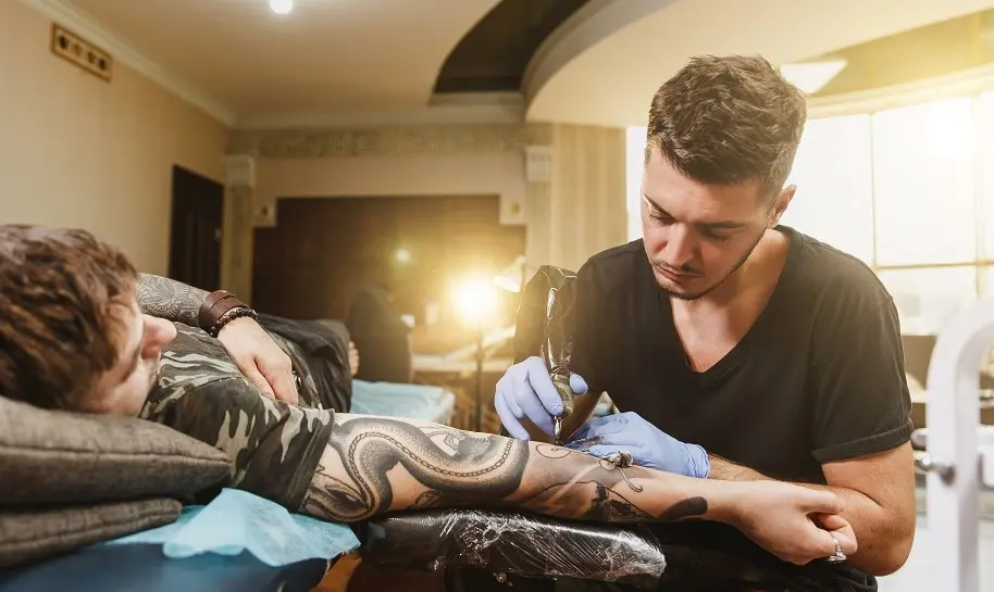 Macchinette tattoo per iniziare: ecco a chi rivolgersi - Max Signorello